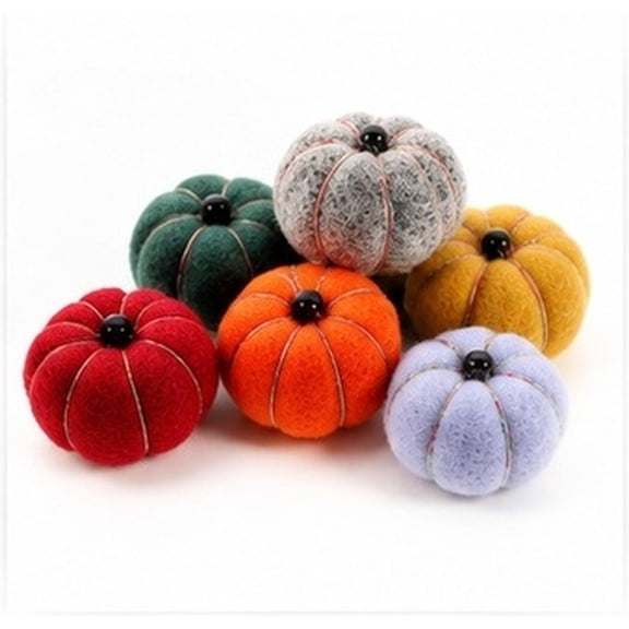 HOOWIFFY 16Pcs Wool Felt Pumpkin Decorations Assorted Color Felt Balls for Home Garden Party Use