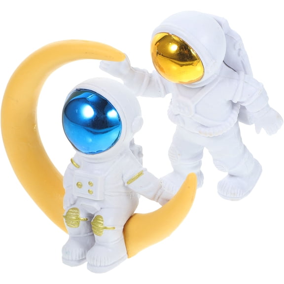 HOOWIFFY 2-Pack Fish Astronaut Decorations PVC Spacemen Models for Aquarium Landscape and Underwater Layout