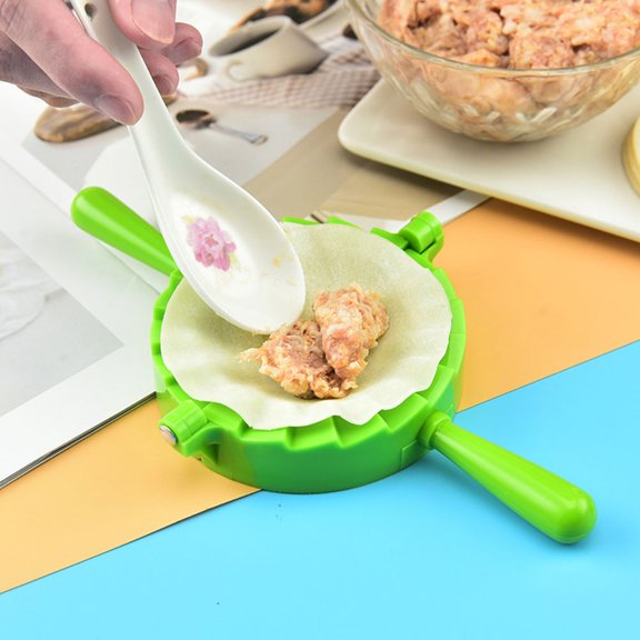 HOOWIFFY Dumpling Molds and Cutters PP Kitchen Gadgets Assorted Colors 1Set
