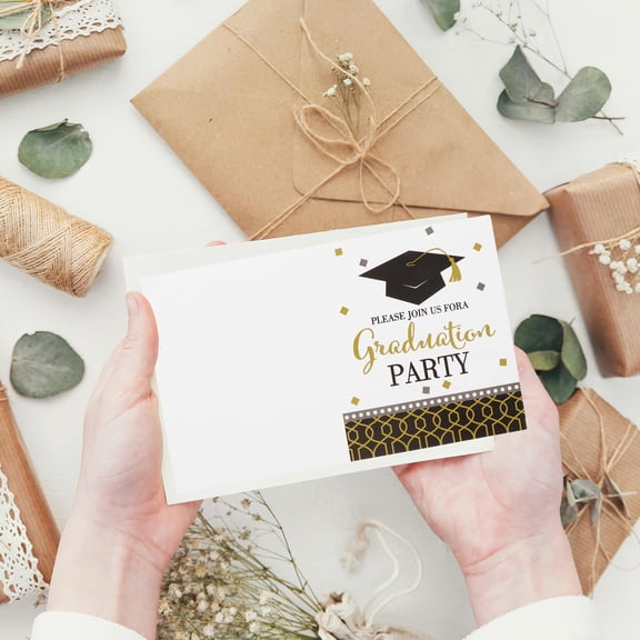 HOOWIFFY 8Pcs Graduation Theme Invitation Cards for Party Use with Comfortable Paper Material