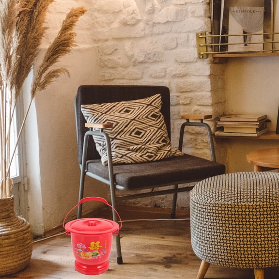 HOOWIFFY Portable Red Plastic Bedpan with Lid, Drop-Resistant Spittoon for Home and Travel Use