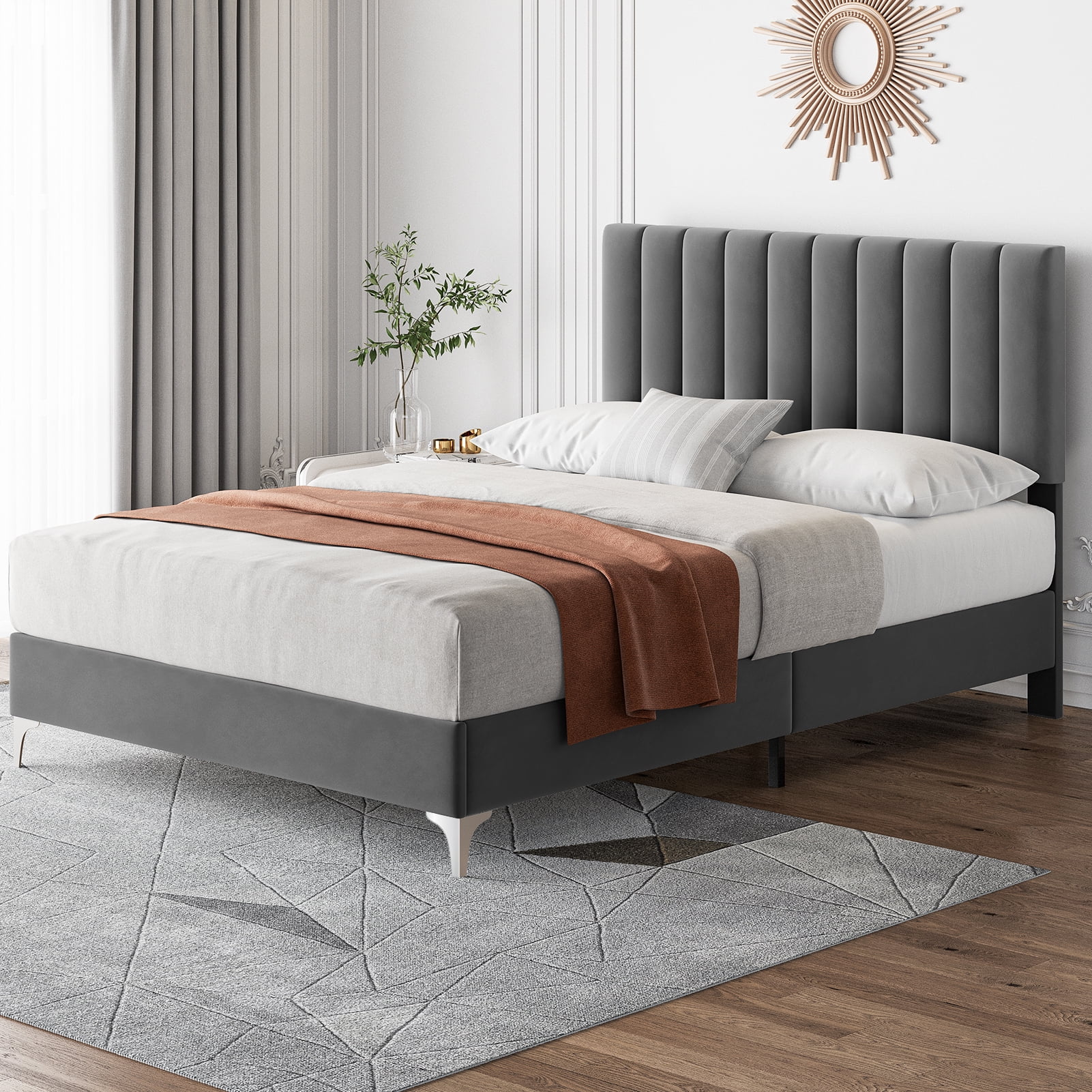 HOSSLLY Queen Velvet Upholstered Platform Bed Frame with Tufted
