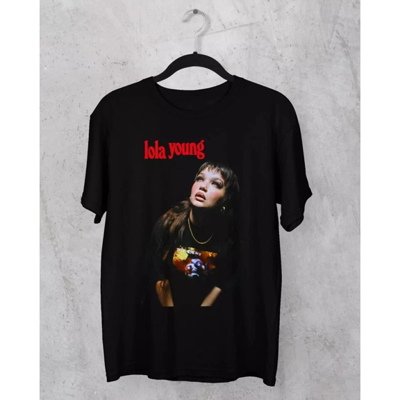 HOT NEW L0!a Y0ung T-shirt For Fans, Men & Women