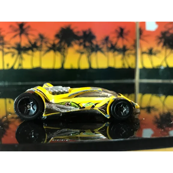HOT WHEELS MATTEL 2000: VULTURE ROADSTER - YELLOW WITH SNAKE LOGO