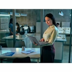 HP ZBook 8 G2i 16" Copilot+ PC Mobile Workstation - Intel Core Ultra 9 386H - 32 GB - 512 GB SSD - Windows 11 Pro - Webcam - Wi-Fi 7 - DK2L3UT#ABA