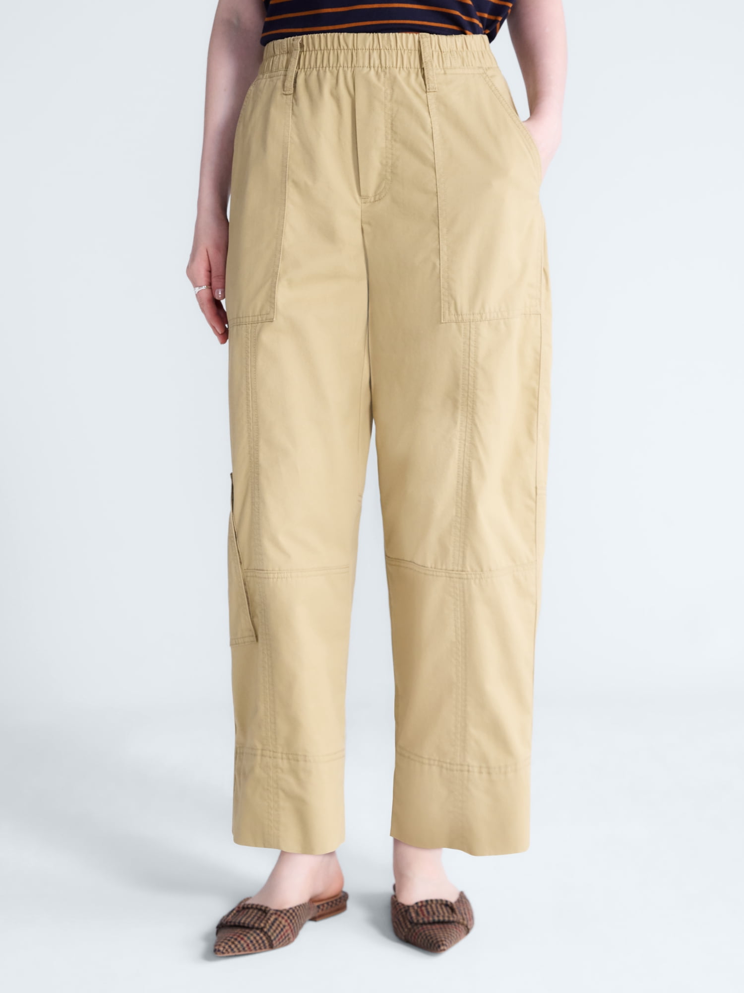 Free Assembly Women's and Women's Plus High Rise Cropped Cargo Barrel Pants, 26.5" Inseam, Sizes XS-4X