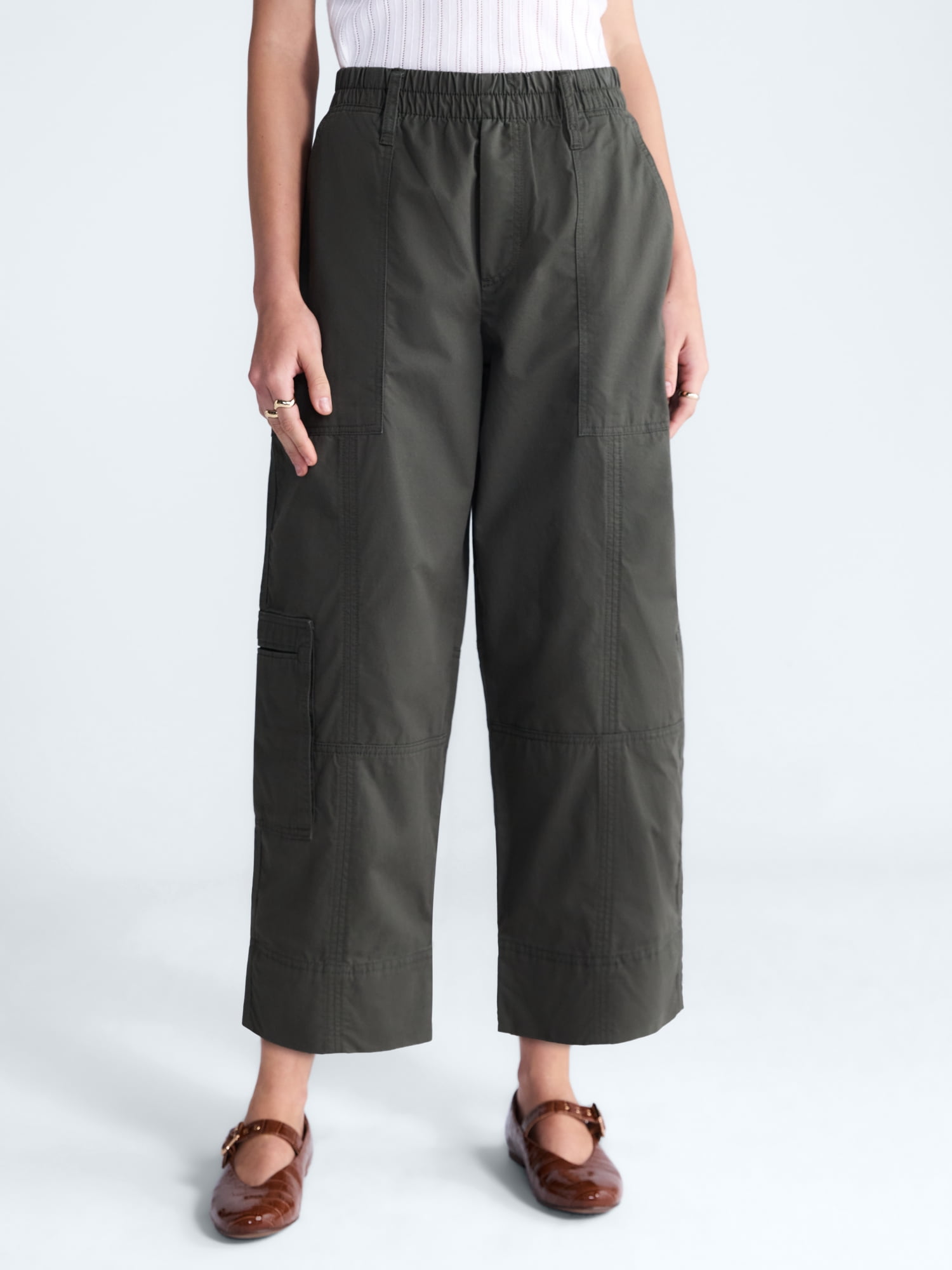 Free Assembly Women's and Women's Plus High Rise Cropped Cargo Barrel Pants, 26.5" Inseam, Sizes XS-4X