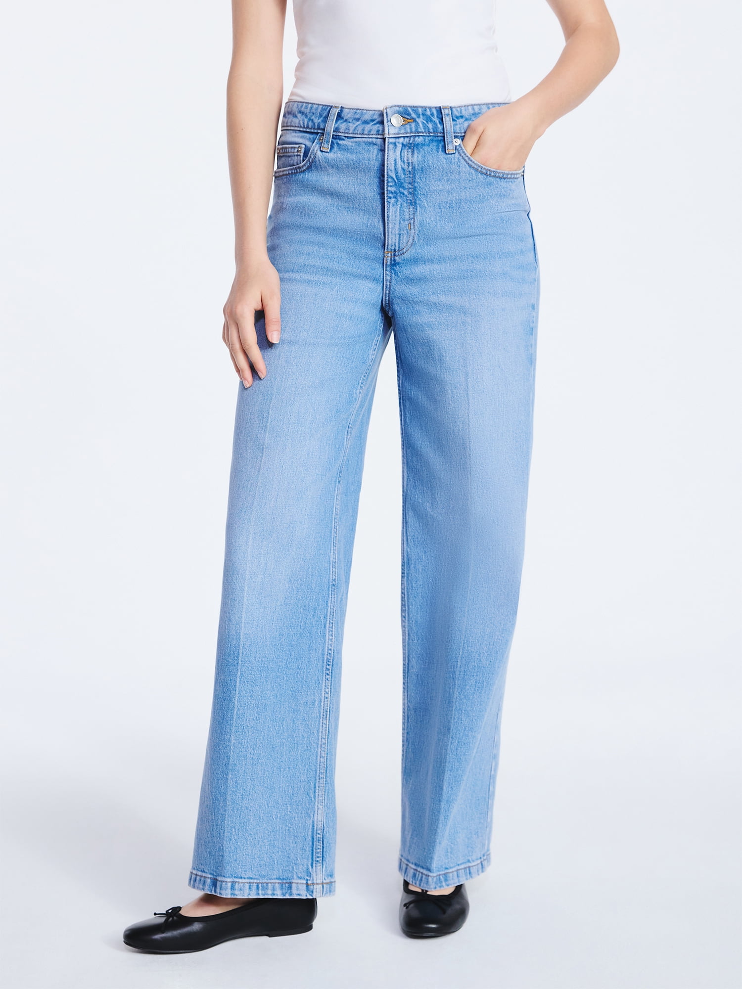 Free Assembly Women's High Rise Relaxed Wide Leg Jeans with Front