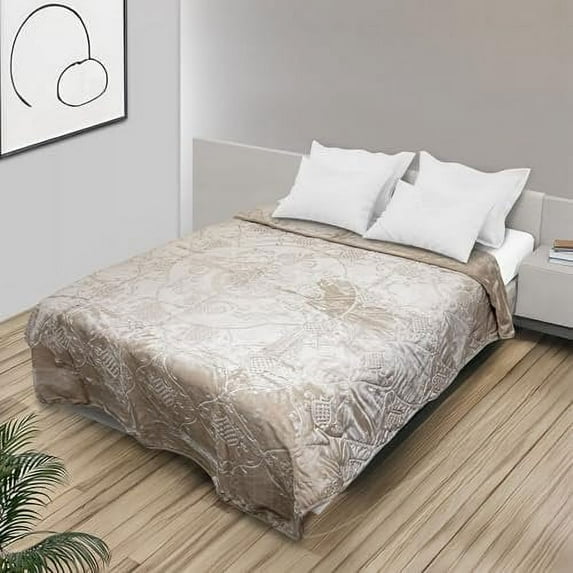 HR Premium Soft Gold Color Plush Blanket  Luxurious Velvet Fleece Throw Perfect for Sofa, Bed & Travel  Warm, Cozy & Ideal for All Seasons Comfort & Elegance in Home Decor