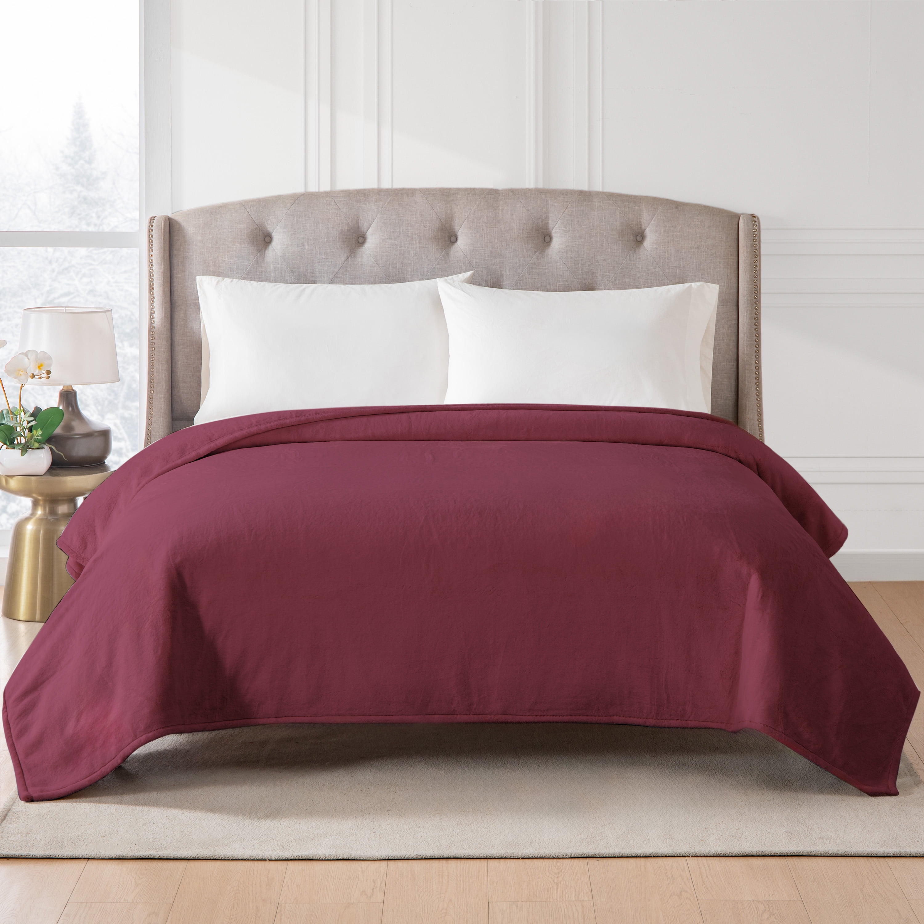 Hotel Style ™ Solid Oversized Soft Bed Blanket, Crushed Plum
