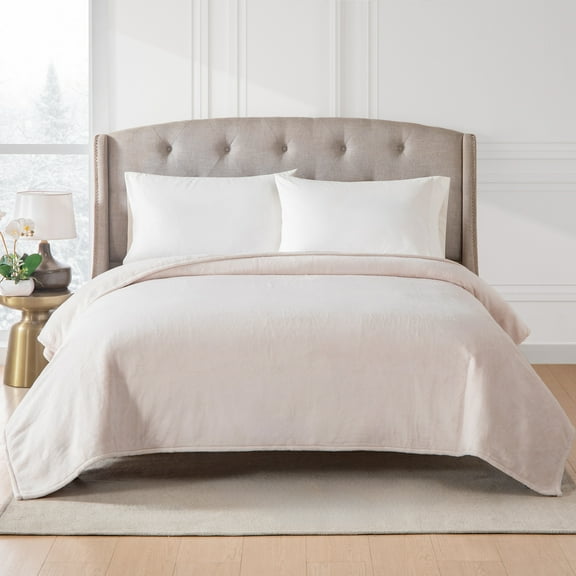 Hotel Style ™ Solid Oversized Soft Bed Blanket, Ivory Sugar