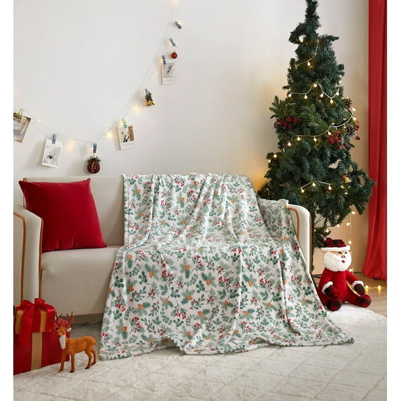Holiday Time Cozy Christmas Plush Evergreen Throw Blanket, Standard Size, All Ages