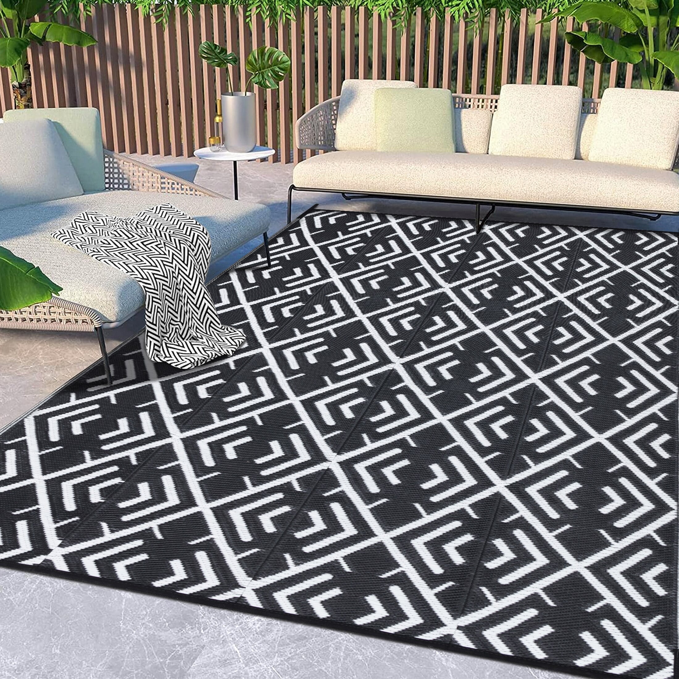 HUGEAR 5'x8' Reversible Plastic Straw Outdoor Patio Rug - Waterproof ...
