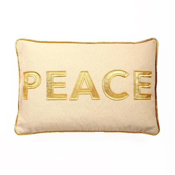 HUI Home HH-HS1218PEG1OP 12 x 18 in. Peace in Gold Letters Pillow with Polyester Insert