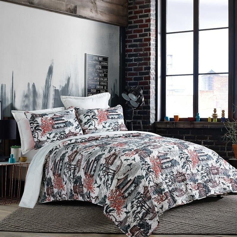 Floral Quilt Set