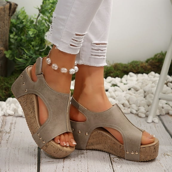 HWRETIE Womens Sandals – Fashion Casual Round Head Comfy Thick-Soled Beach Sandals With A Slope And Roman Style Robust Design With Enhanced Traction For Outdoor Summer Khaki/43