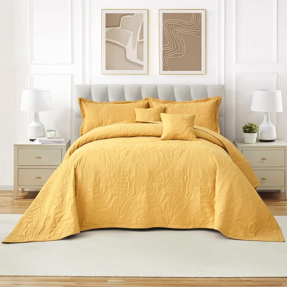 HZ & HY Botanical Oversized King Bedspread 128x120 Extra Wide, Leaves Pattern Stitching Quilt Set, Elegant & Fresh Style Bedding Cover, Reversible, Lightweight 5 Piece Set, Honey Gold