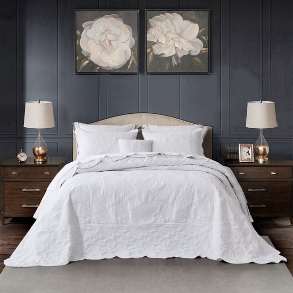 HZ & HY Oversized King Bedspread 120x118 - Paisley Pattern Quilt Set - Gorgeous & Elegant Style Bedding Coverlets, Reversible, Lightweight, 5 Piece, King Size, Pure White