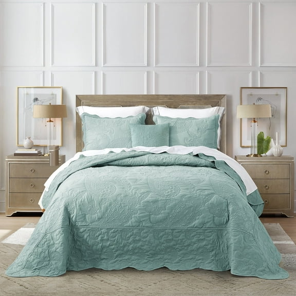 HZ & HY Oversized King Bedspread 128x120 Extra Wide - Paisley Pattern Quilt Set - Gorgeous & Elegant Style Bedding Coverlets, Reversible, Lightweight, 5 Piece, California King, Seaglass