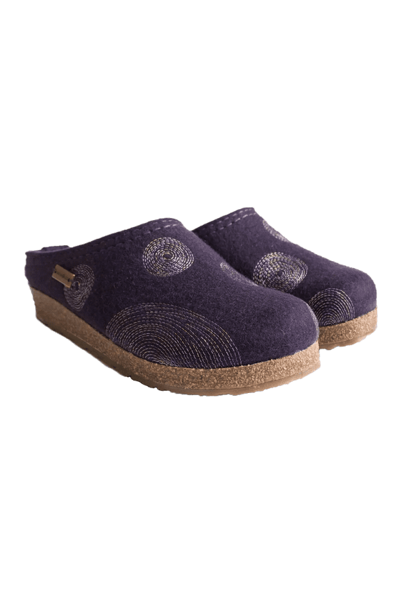 Grizzly Spirit Clogs