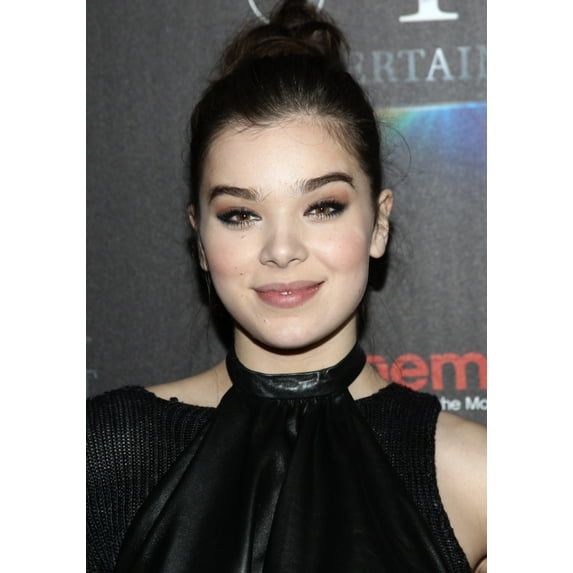 Hailee Steinfeld In Attendance For Stx Entertainment Presentation At Cinemacon 2016 The Colosseum At Caesars Palace