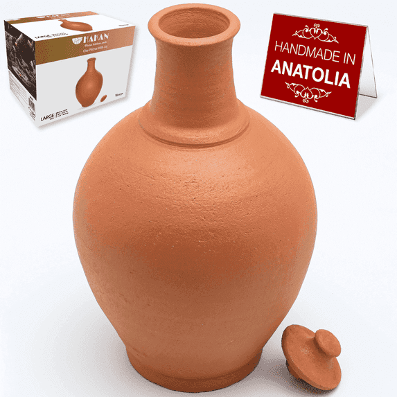 Hakan Handmade Unglazed 6.2 L Small Clay Pitcher with Lid, Natural Vintage Terracotta Bottle 209.5 Oz