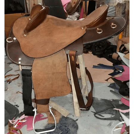 Half Breed Leather Western Saddle – Premium Trail & Ranch Riding Saddle – Comfortable & Durable