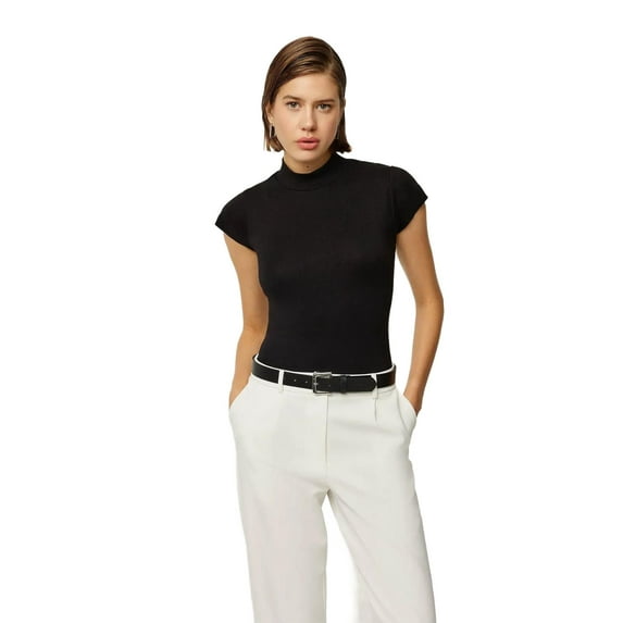 Half Turtleneck Short Sleeve Top