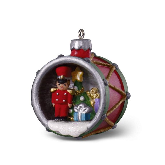 Hallmark 2018 Ornament - Holiday House