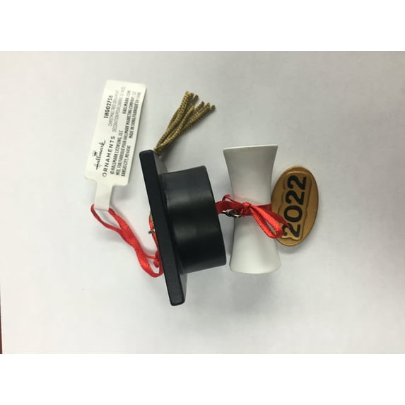 Hallmark Graduation Cap 2022 Dated Ornament