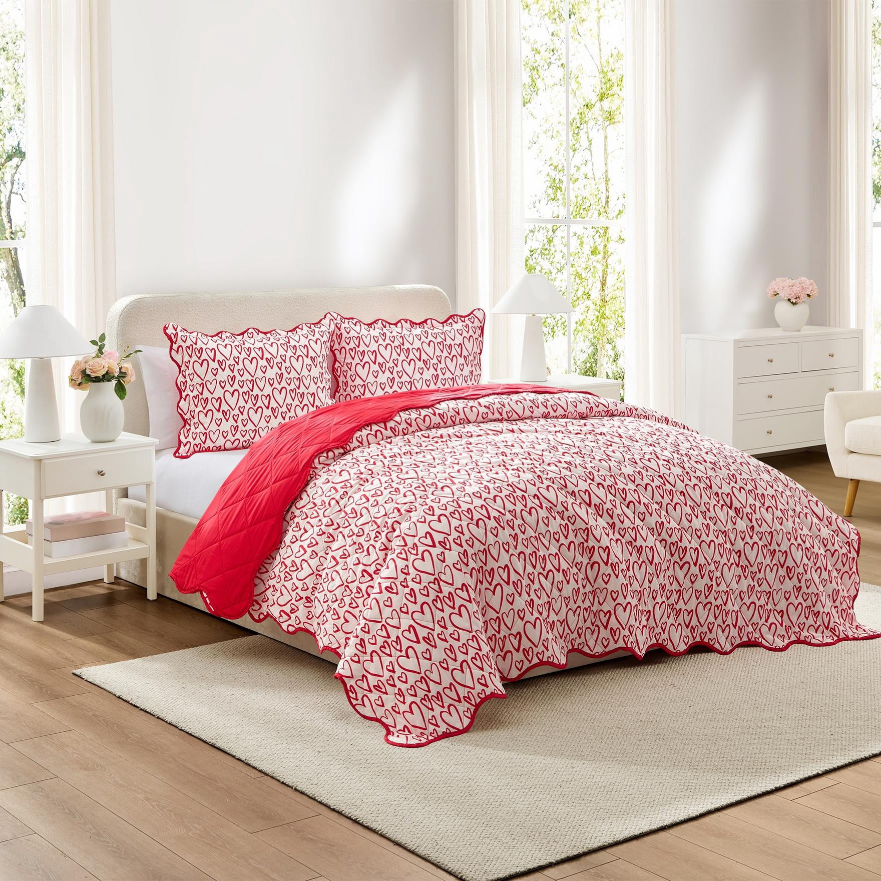 Hallmark Heart Strings 3-Piece Red/Multicolor Adult Quilt Set, King