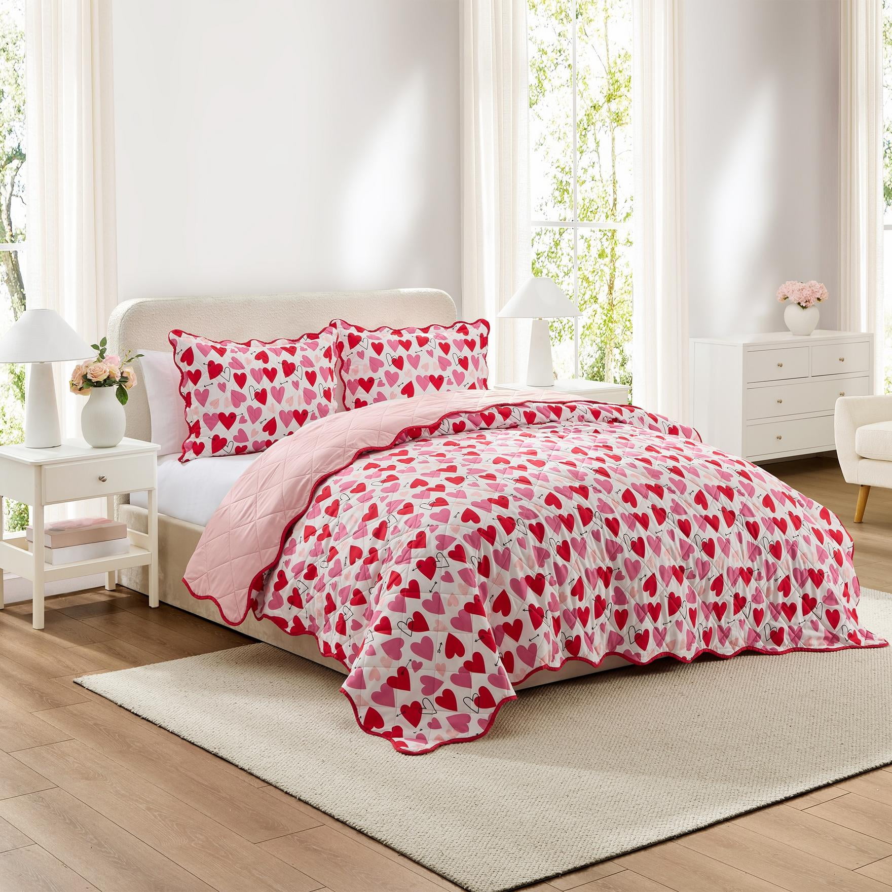 Hallmark Love Art 3-Piece Pink/Multicolor Adult Quilt Set, Full/Queen