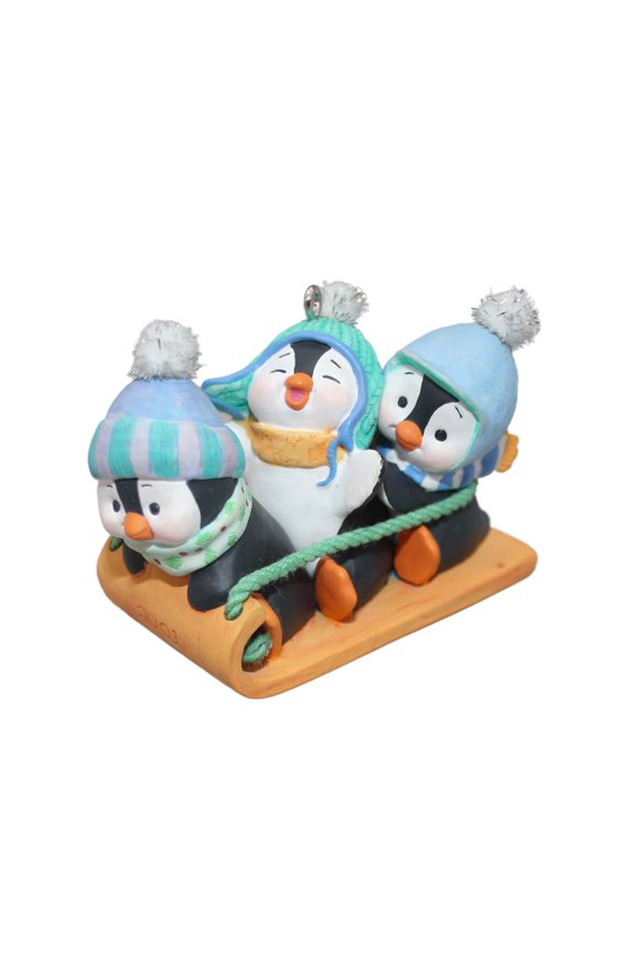 Ornament: 2001 Penguins at Play | QX8982