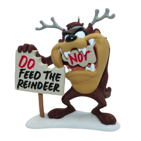 Hallmark Ornament: 2015 Feed the Reindeer | QXI2107 | Looney Tunes