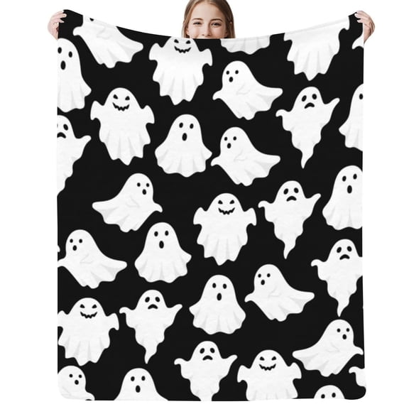 Halloween Blankets Funny Ghost Cute Halloween Spooky Black and White Throw Blanket Lightweight Cozy Flannel Blanket for Bedroom Living Rooms Couch Sofa Bed Home Decorations 40x60 Inch