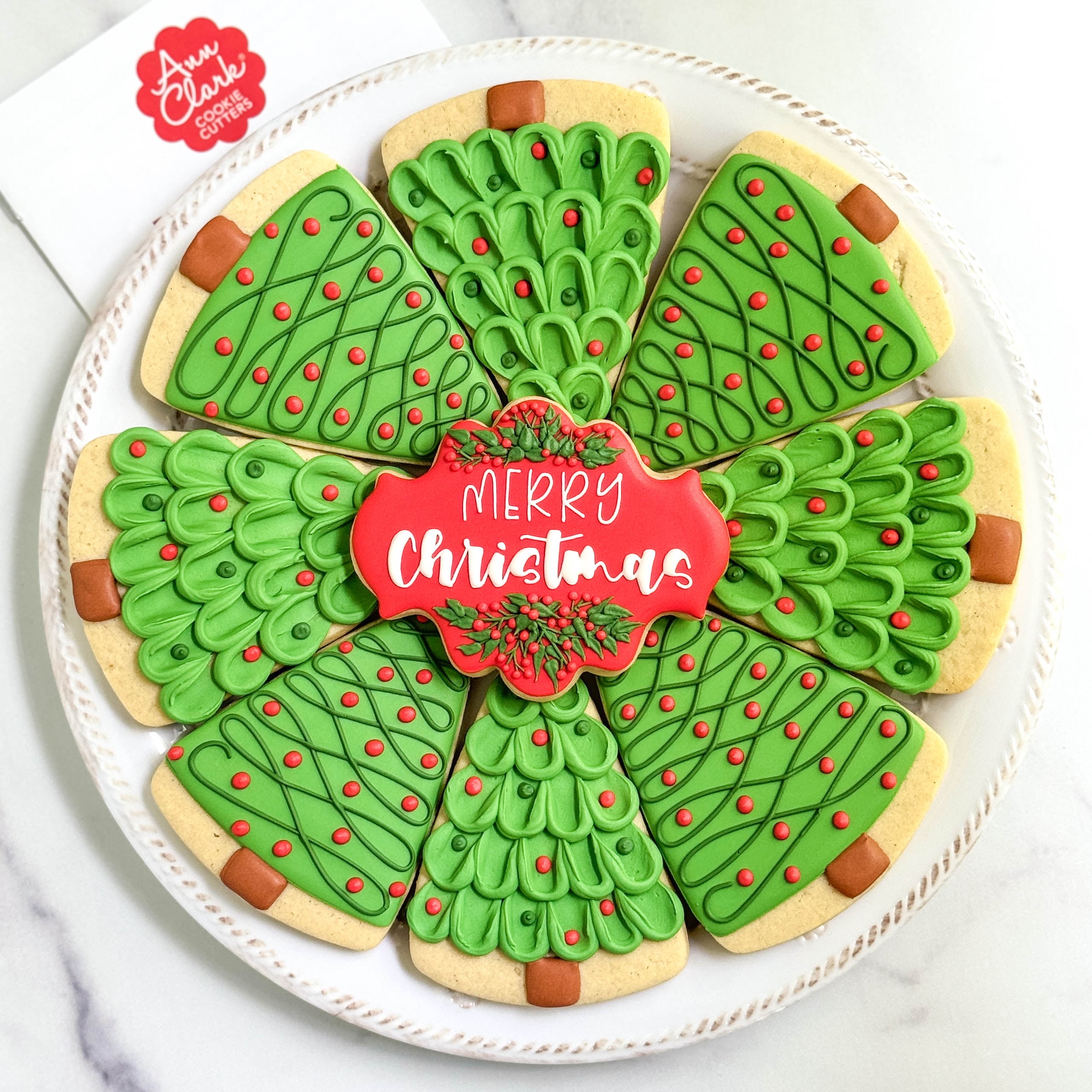 Christmas Centerpiece Cookie Cutters 2-Pc. Set Made in the USA by Ann Clark, Oval Plaque, Christmas Tree