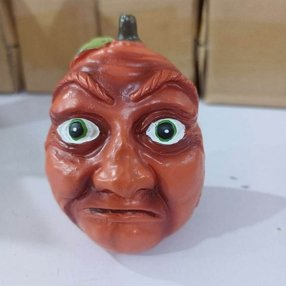 Halloween Decoration, Funny Pumpkin Face Outdoor Yard Ornament Resin Pumpkin Head Sculpture Spooky Garden Statue for Porch Lawn Patio Party Holiday Decor