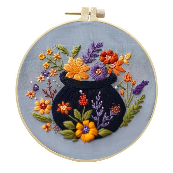 Halloween Embroidery Kit, Bat Skeleton Hand Embroidery Starter Kit, Stamped Cross Stitch Kit, for Beginners Cross Stitch Kits for Adults Diy Craft, Halloween Craft Lover, Party Favors Gifts(C1)