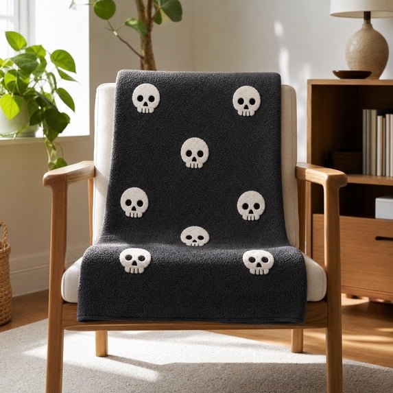 Halloween Flannel Throw Blanket, Festive Printed Decorative Blanket, Halloween Sofa Couch Bed Blanket For Living Room Bedroom Holiday Decor, Soft Cozy Flannel Throw For Versatile Home Decoration