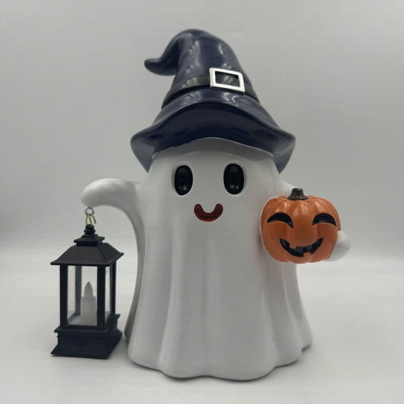 Halloween Ghost Figurines Decor, Cute Halloween Spooky Ghost with Lantern and Pumpkin Resin Figurine, Perfect for Outdoor Garden Decoration