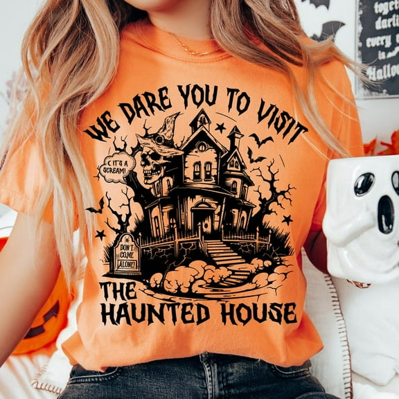 Halloween Haunted House T-Shirt Vintage Halloween Horror Spooky Skeleton Witchy Vibes Ghost Shirt Design