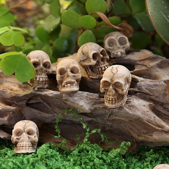 Halloween Mini Skull Figurine Miniature Skeleton Head Table Decor, Halloween Micro Landscape Figure Prank Props, Haunted Dollhouse Accessories, 40PCS