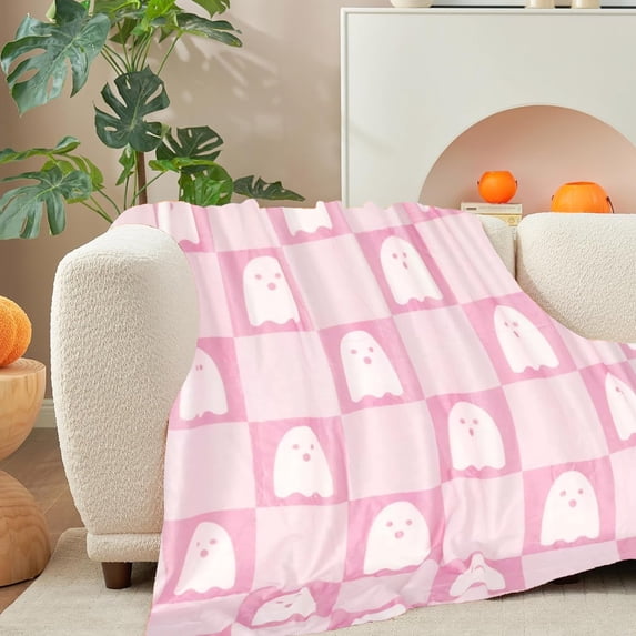 Halloween Pink Ghost Flannel Blankets, Spooky and Cute Soft Warm Throw Blankets for Couch Sofa Bed, Great Gift for Family and Friends