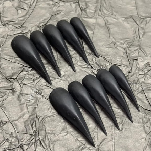 Halloween Press Claw on Nails Long Short Medium Curved Stiletto Handmade Gothic Design Horror Vampire False Nails Dragon Cat Claw Press on Nails Glossy Glue on Nail Thick Acrylic False Nails