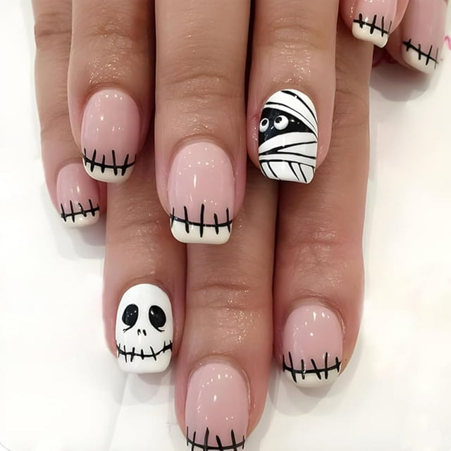Halloween Press on Nails Short Square Fake Nails White French Tip Acrylic Nails with Mummy Skull