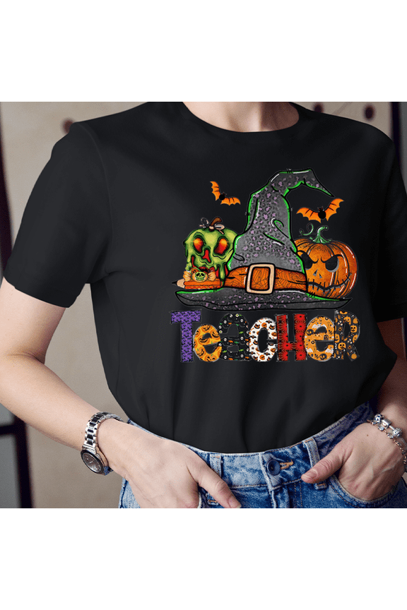 Halloween Pumpkin T-Shirt, Classic Jack O’Lantern Face Tee, Spooky Season Shirt for Men Women, Fall Costume Outfit, Unisex Fit