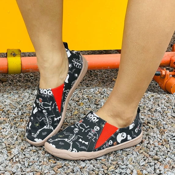 Halloween Shoes for Women, Spooky Print Canvas Loafers, Slip On Casual Flats for Daily Wear, Comfy Lightweight Fall Walking Shoes