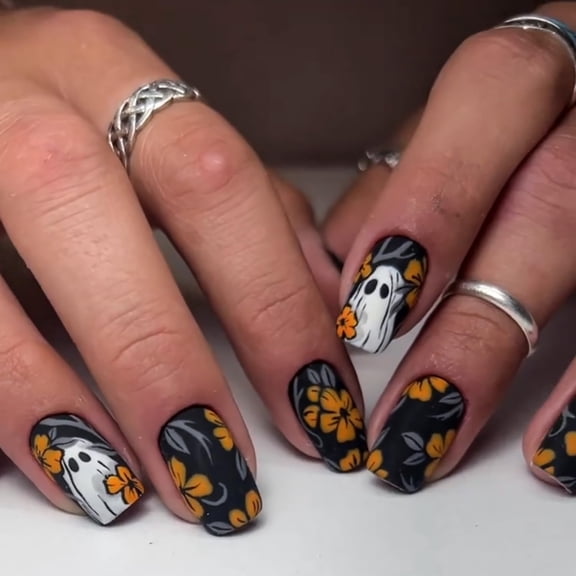 Halloween Short Square Press on Nails, Black and White with Little Ghost and Bat Designs, Full Cover Glossy Fake Nails, 24 Pcs.