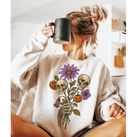 Halloween Skull Bouquet Shirt, Vintage Gothic Floral Tee, Retro Halloween Sweatshirt with Flowers, Spooky Fall Graphic Tee for October