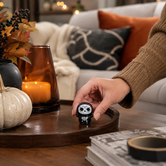 Halloween Skull Figurines,Day Of The Dead Mini Resin Skeleton Statue,Halloween Tabletop Decor,Mini Collectible Ornament For Home Party Decoration